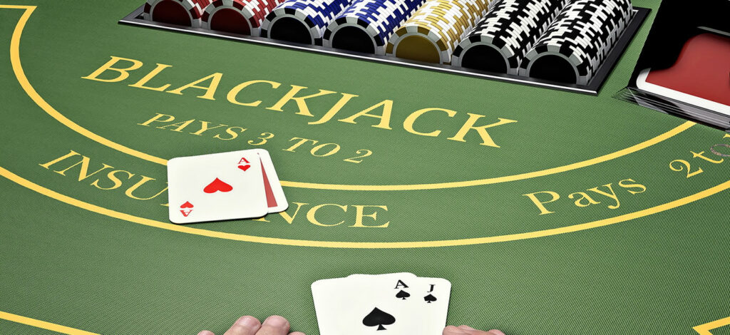 手牌 公共牌 摊牌——德州扑克的核心三要素